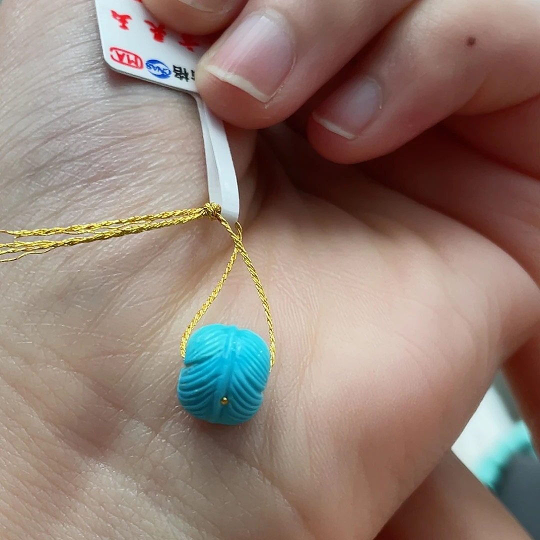 绿松石颈饰未镶嵌