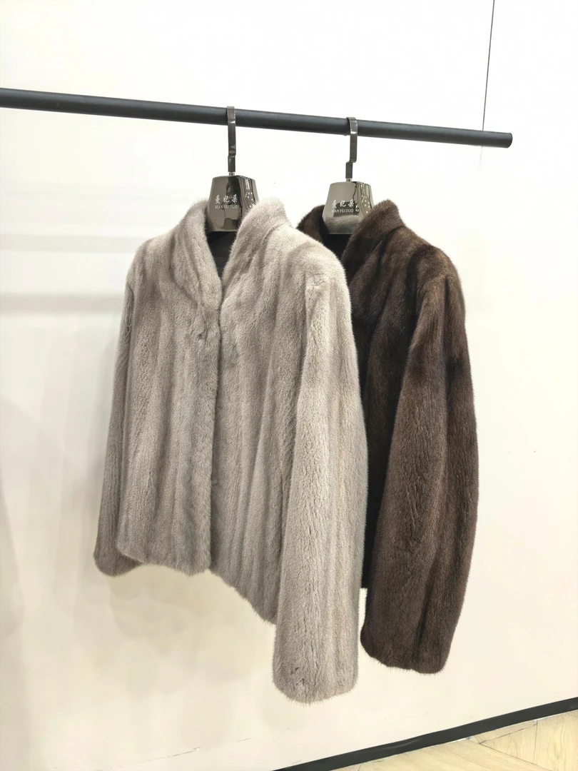 MANFEIDUO/曼妃朵 匠心原色 全机抽短2立领水貂皮草轻奢冬季外套
