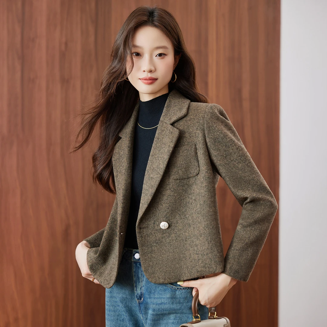 2025秋季新款修身气质西服上衣时尚通勤短款西装外套女 SH20209