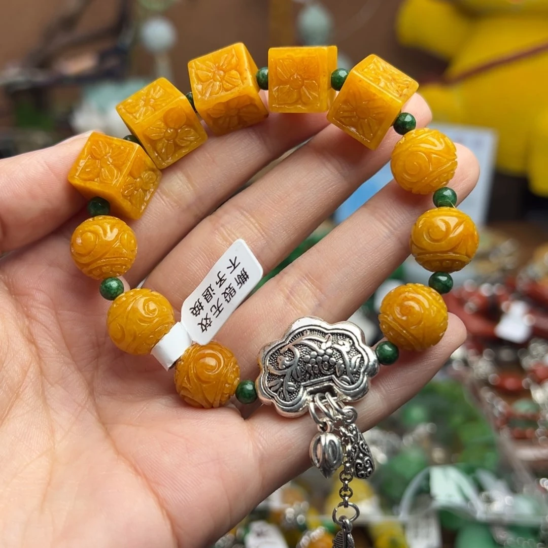 半***澜翡翠未镶嵌颈饰吊坠