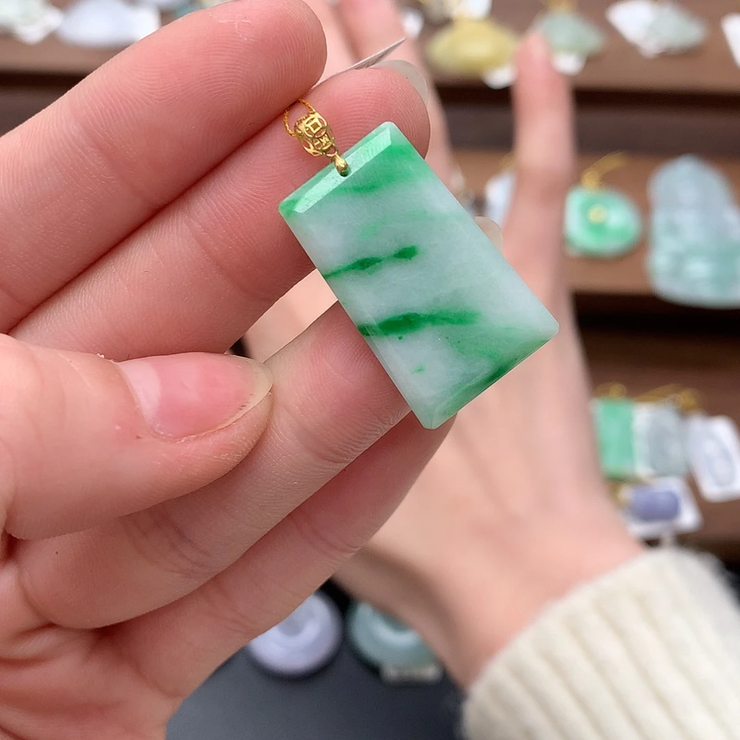 翡翠吊坠(不含链)18K金镶嵌