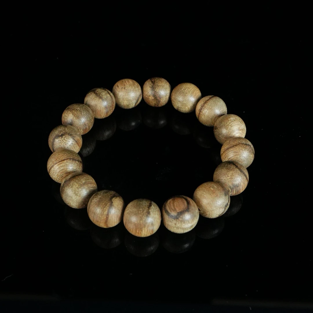 B2568 马泥涝金丝虎皮纹老料沉香手串 1.29cm 12.2g