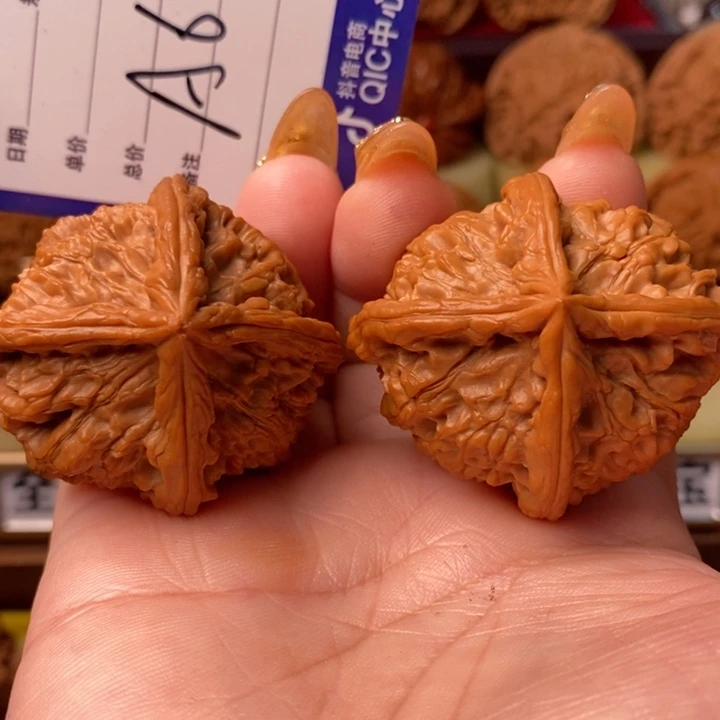 把件桃核大四棱子