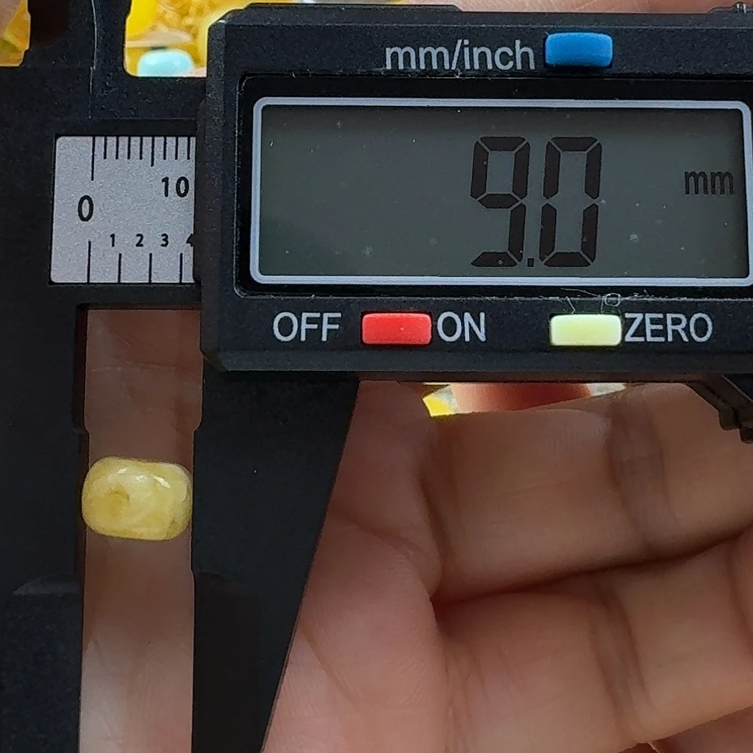 蜜蜡未镶嵌裸石21杂