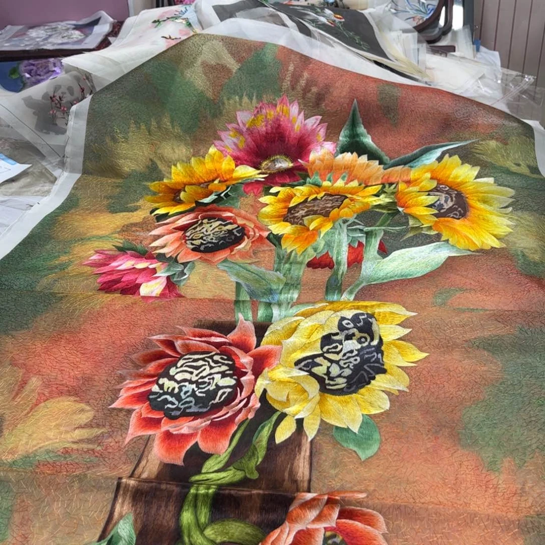 刺绣没**称纯手工雕刻工艺流程