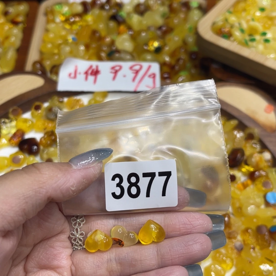 琥珀颈饰未镶嵌亲亲