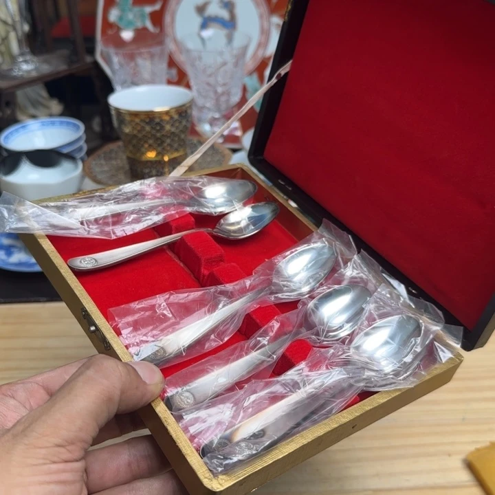 瓷片有氧化介意慎拍啊啊啊啊