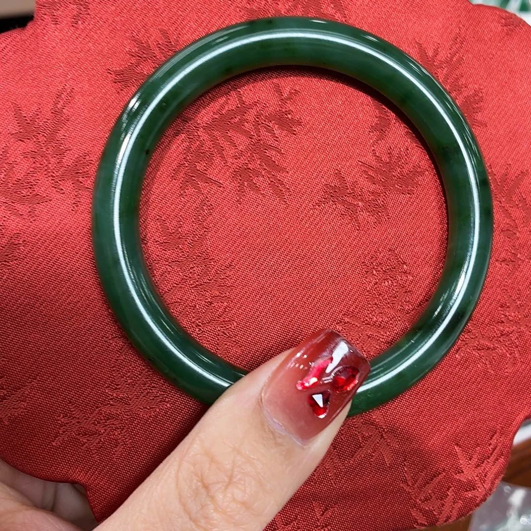 和田玉未镶嵌颈饰碧玉手镯56圈口