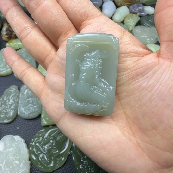 和田玉未镶嵌珠宝奇石