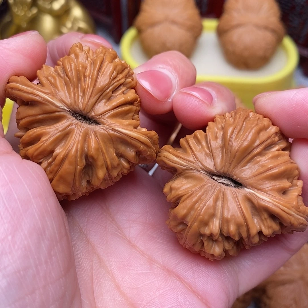 文玩核桃把件全品毕业四座楼43.9尺