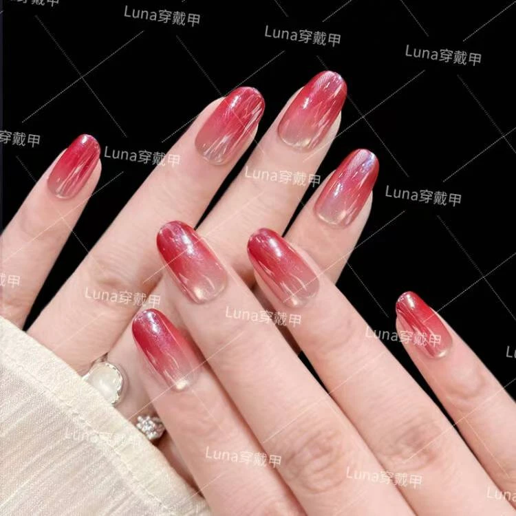 【绯红幻纱】红石榴穿戴甲片2025新款秋冬季手工显白渐变电镀款美甲