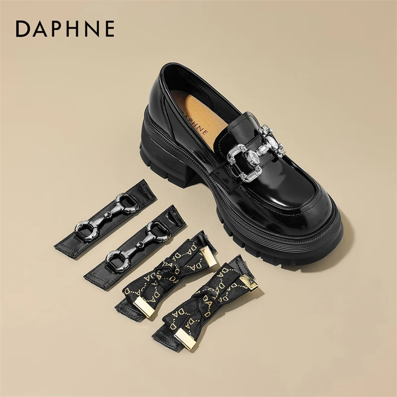 达芙妮厚底黑色小皮鞋女英伦风2025新款配裙子百搭高跟软底乐福鞋