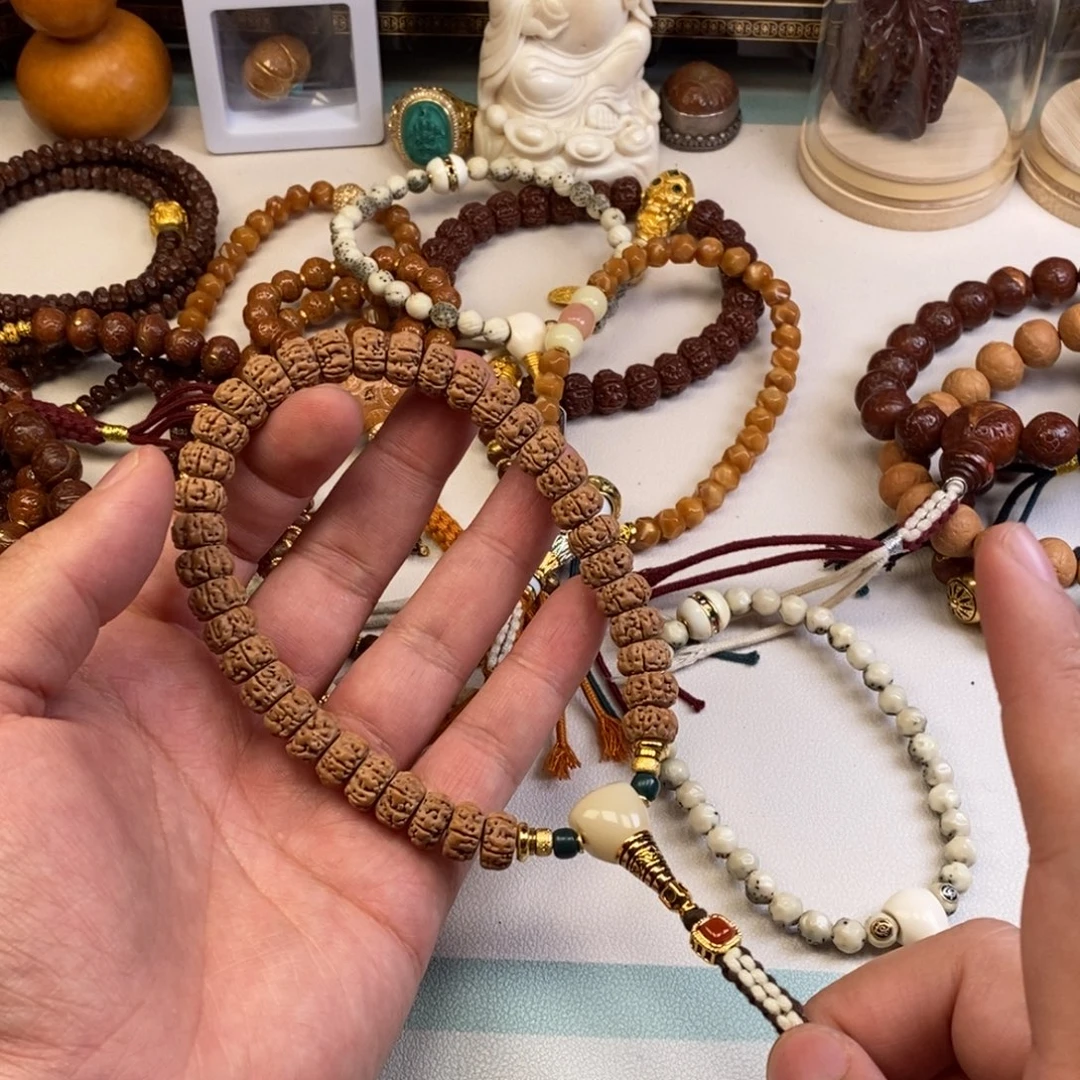 吊坠金刚菩提。。。。。。。。。。