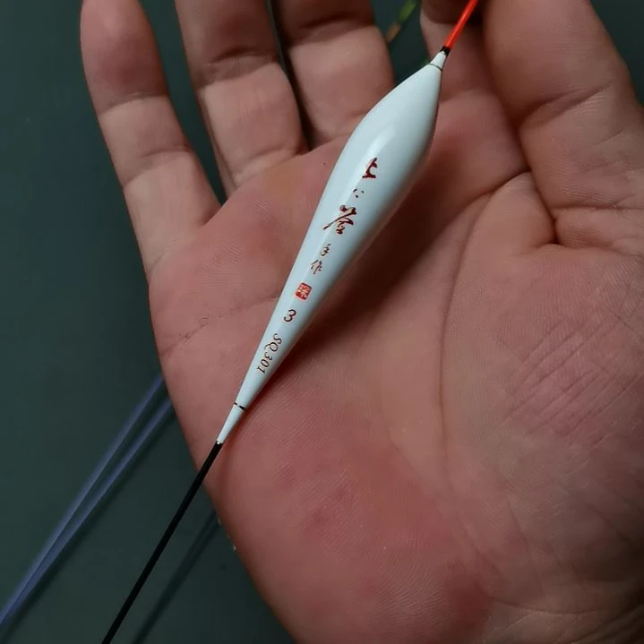 瑞***.孔雀羽上上签三号3.2克一支
