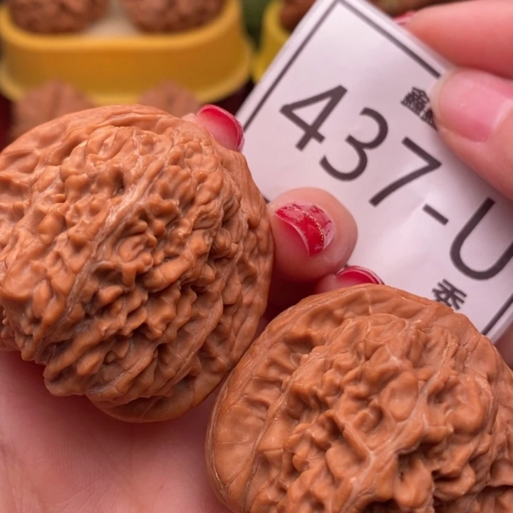 把件桃核汗高楼43……