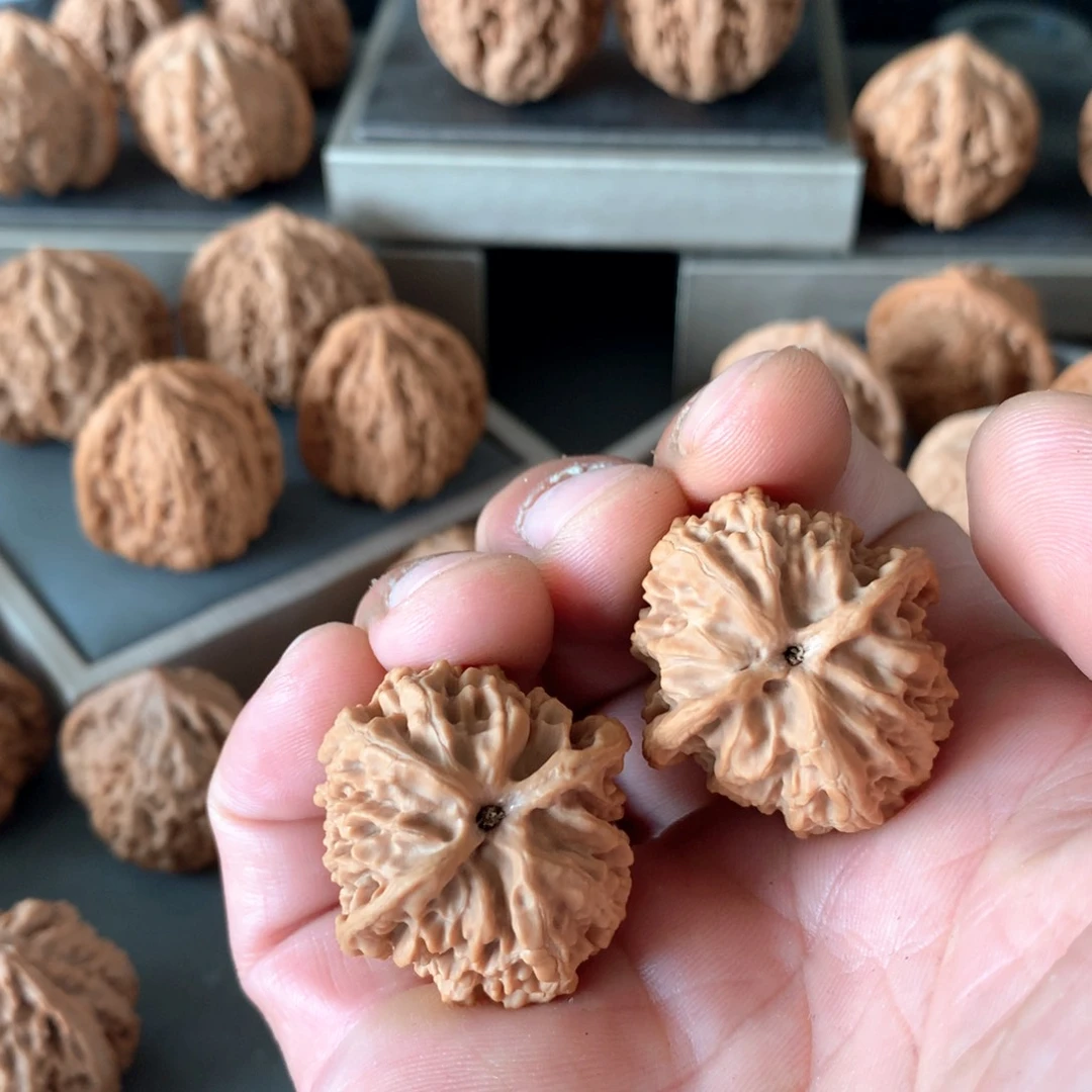 文玩核桃吊坠面****影mini苹果