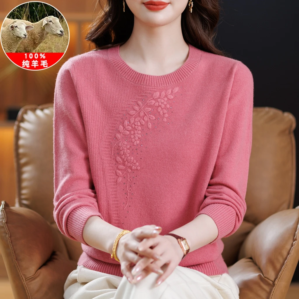 秋冬款100纯羊毛衫女高贵妈妈圆领绣花毛衣中年洋气针织打底衫