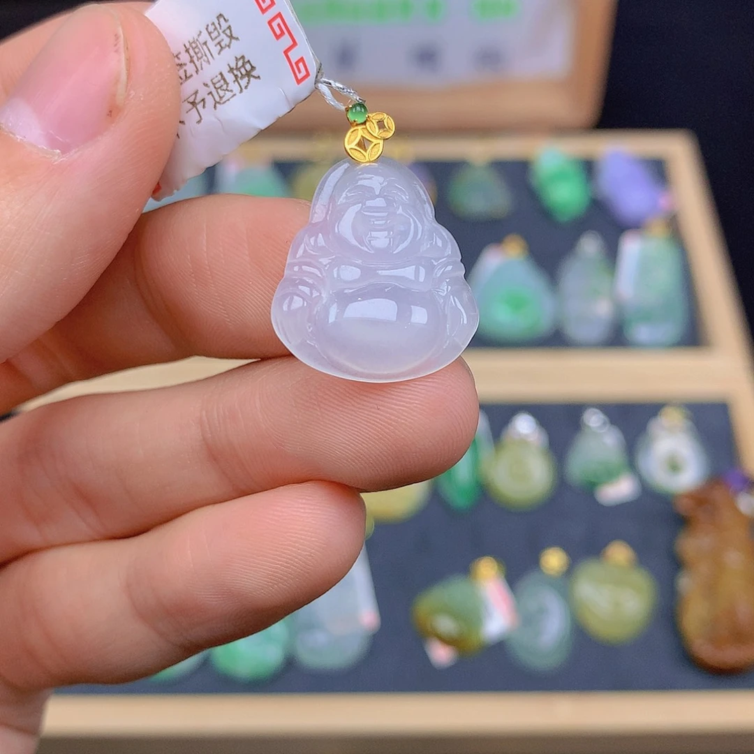翡翠颈饰18K金镶嵌翡翠