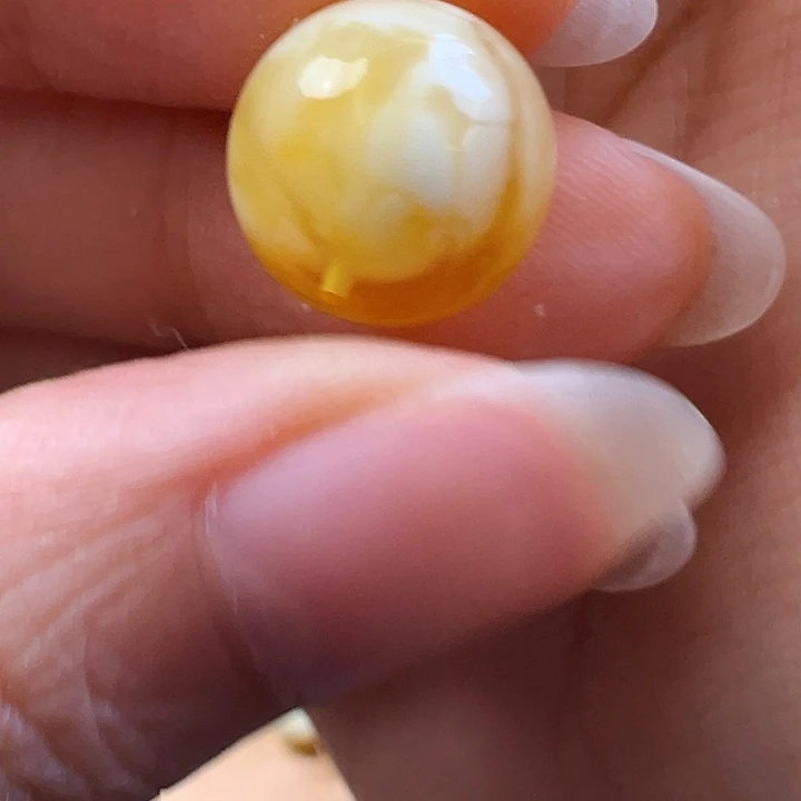 未镶嵌蜜蜡珠宝奇石