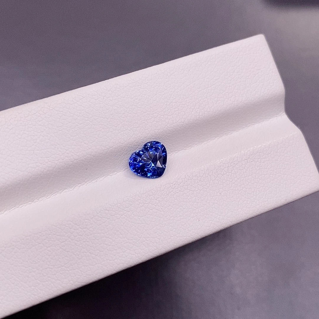裸石蓝宝石1.275克拉