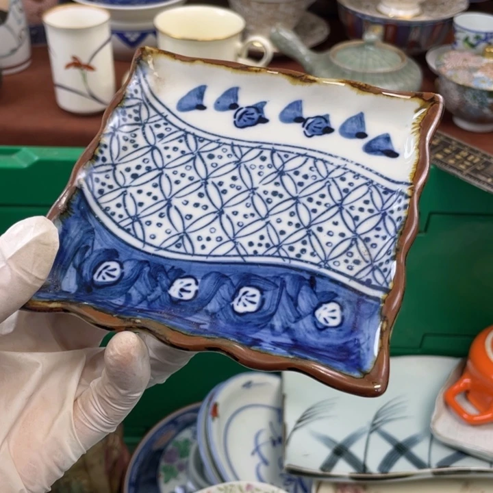 他家瓷器真美…开播了