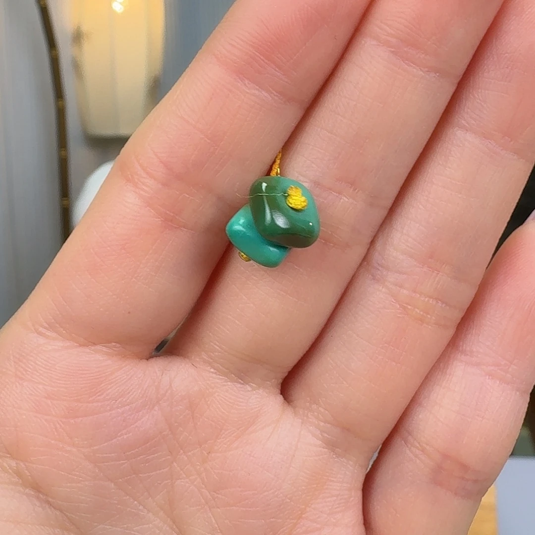 绿松石未镶嵌挂件