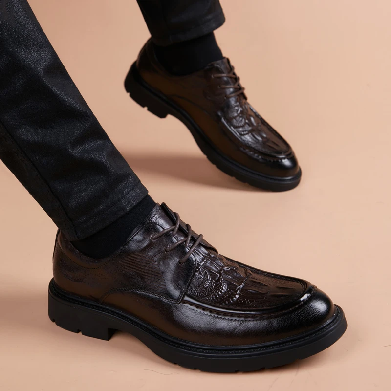 鳄鱼纹皮鞋男士2025年新款商务英伦休闲尖头鞋时尚防滑内增高男鞋