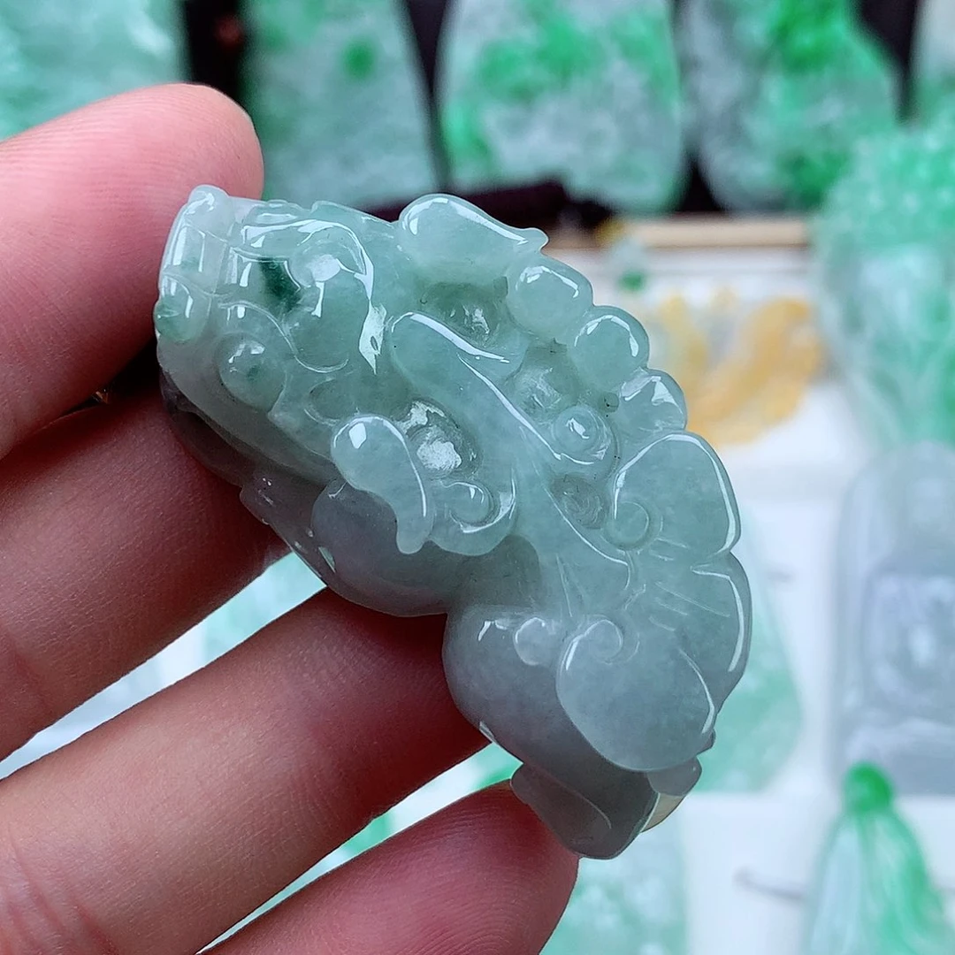 翡翠未镶嵌颈饰翡翠吊坠