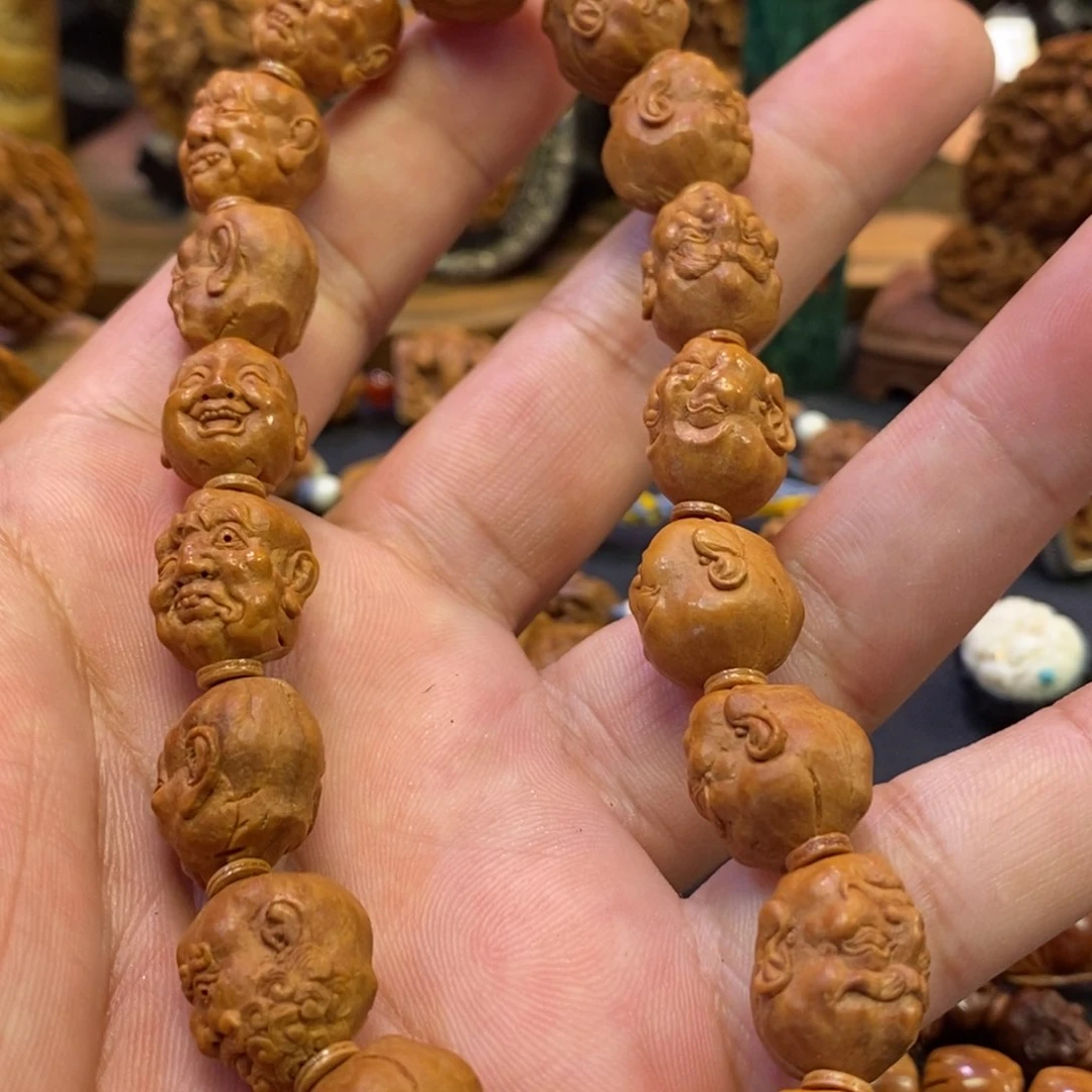 十八罗汉潍坊核雕桃核雕刻