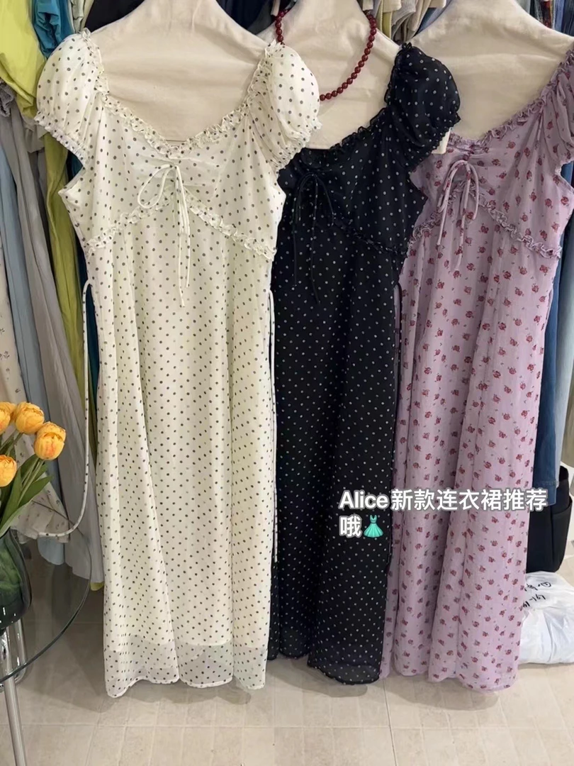 灰灰呀！2618 波点女孩！韩系风格设计感V领蕾丝边无袖连衣裙