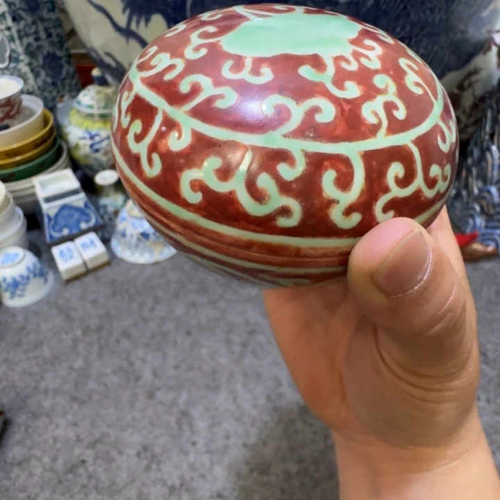 摆件中***，陶瓷工艺品摆件红绿彩粉盒
