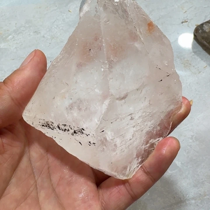 未镶嵌水晶大型摆件（非配饰）