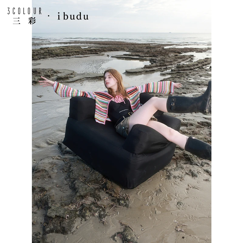 三彩ibudu2025春季新款彩色条纹镂空针织衫圆领长袖短款dbc