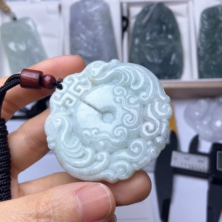 翡翠未镶嵌挂件翡翠