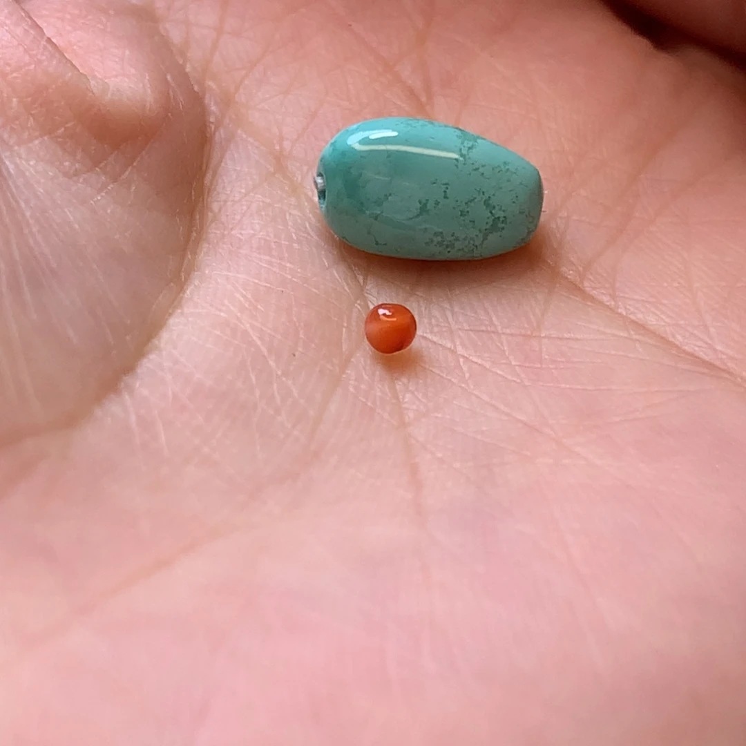 南红玛瑙未镶嵌珠宝奇石