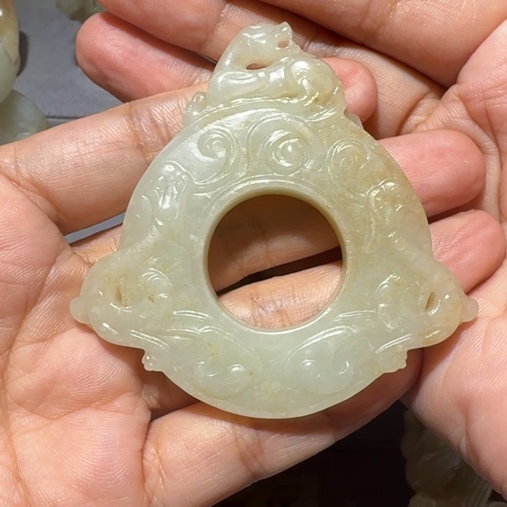 望***哥颈饰未镶嵌和田玉