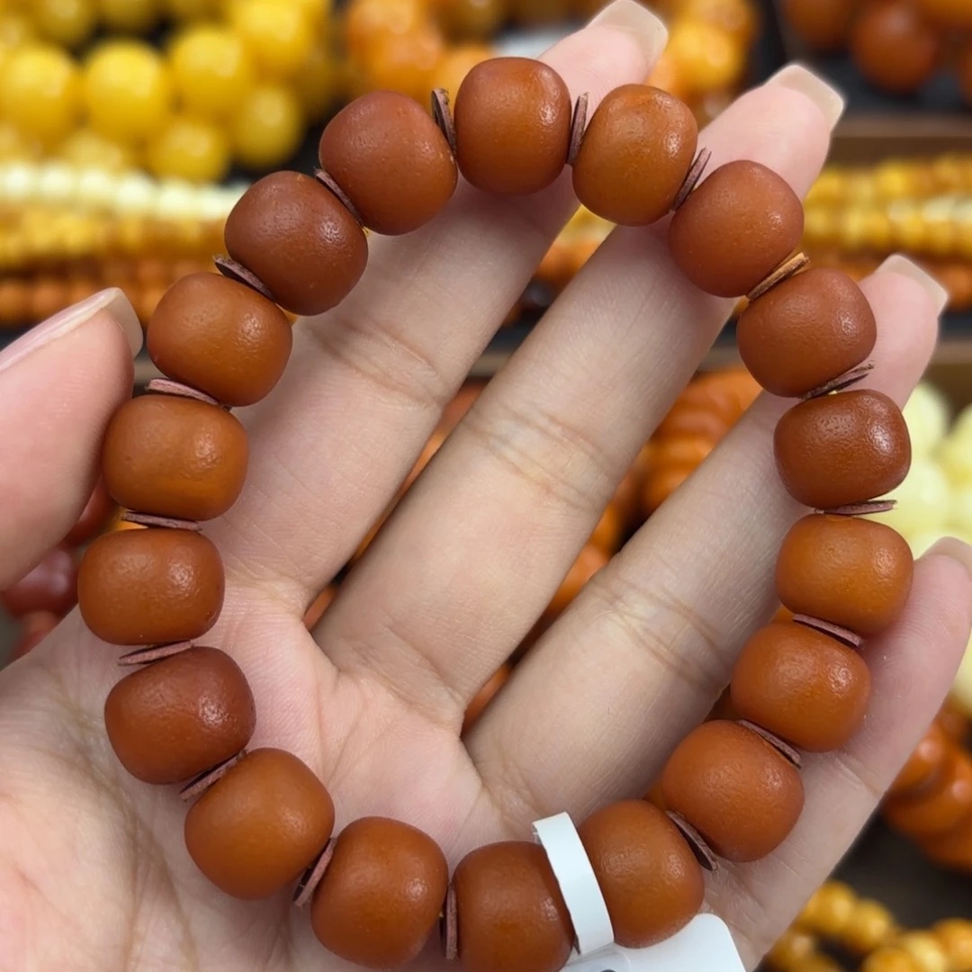 清***动未镶嵌颈饰琥珀蜜蜡