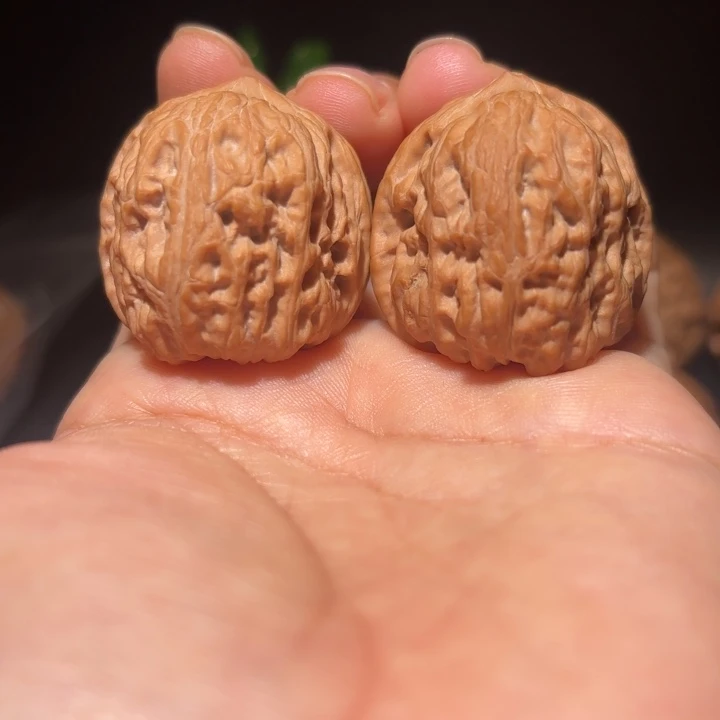 文玩核桃吊坠文玩核桃吊坠龙墩33