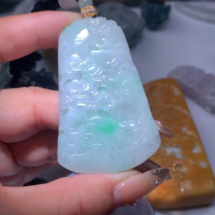 翡翠未镶嵌颈饰保真天然A货翡翠
