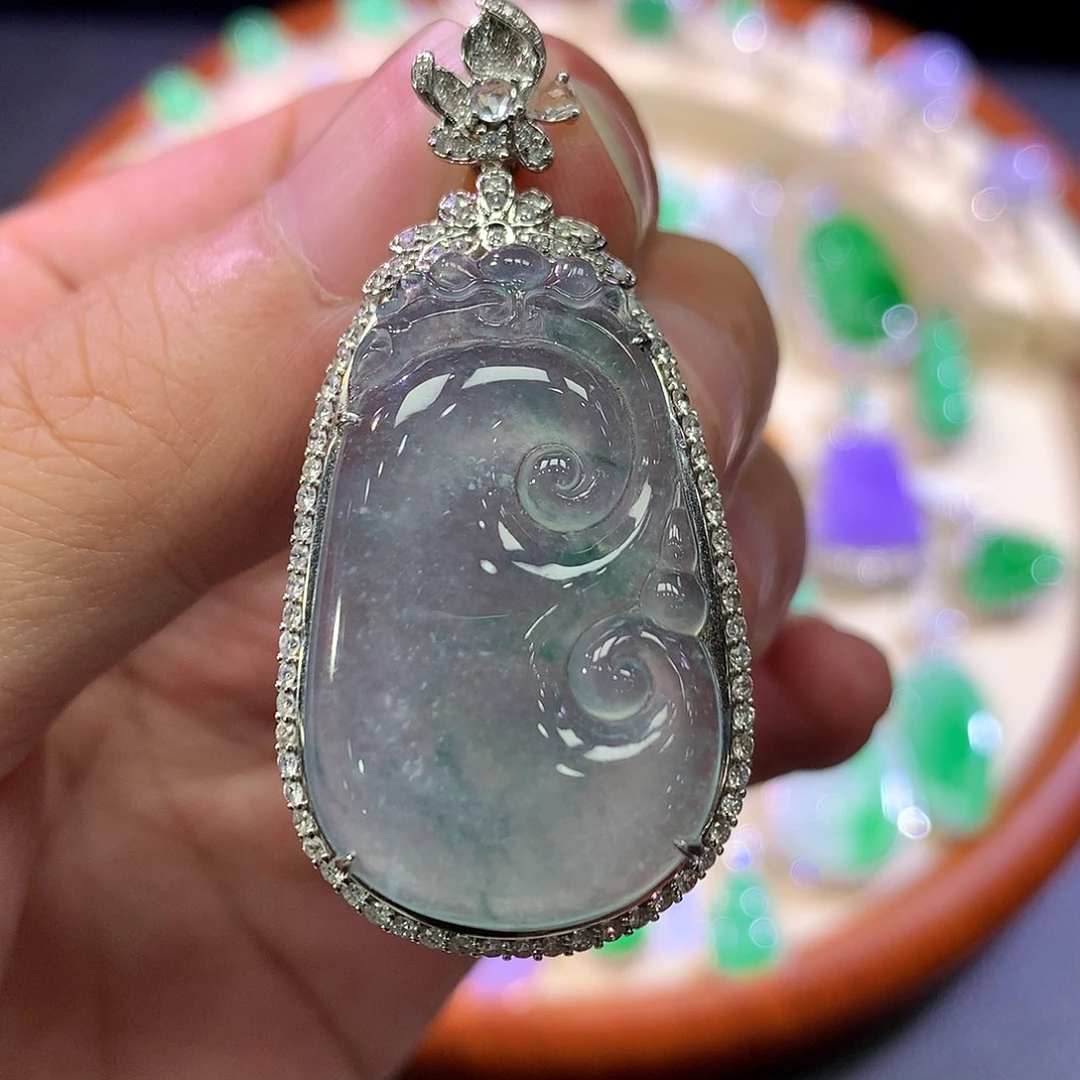 翡翠18K金镶嵌吊坠(不含链)