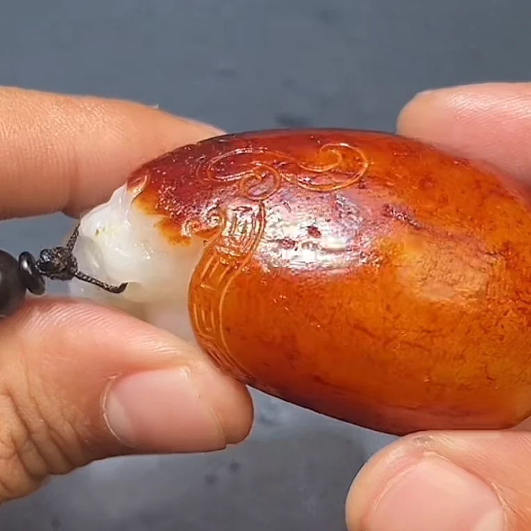 和田玉12.4 HX拍一发一