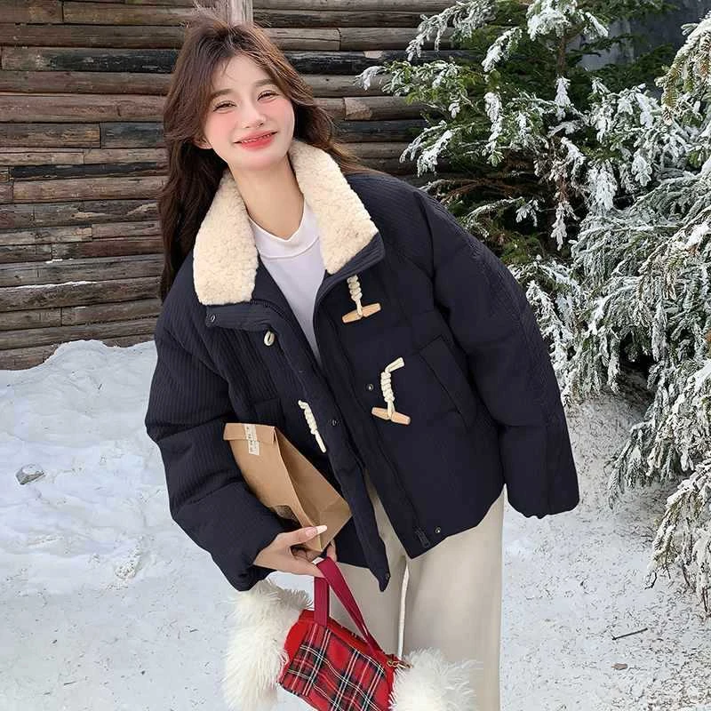 咖色牛角扣羽绒服女短款2025冬季新款韩版减龄小个子50白鸭绒外套