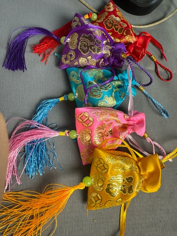 沉香五福临门福袋勾丝随机发五