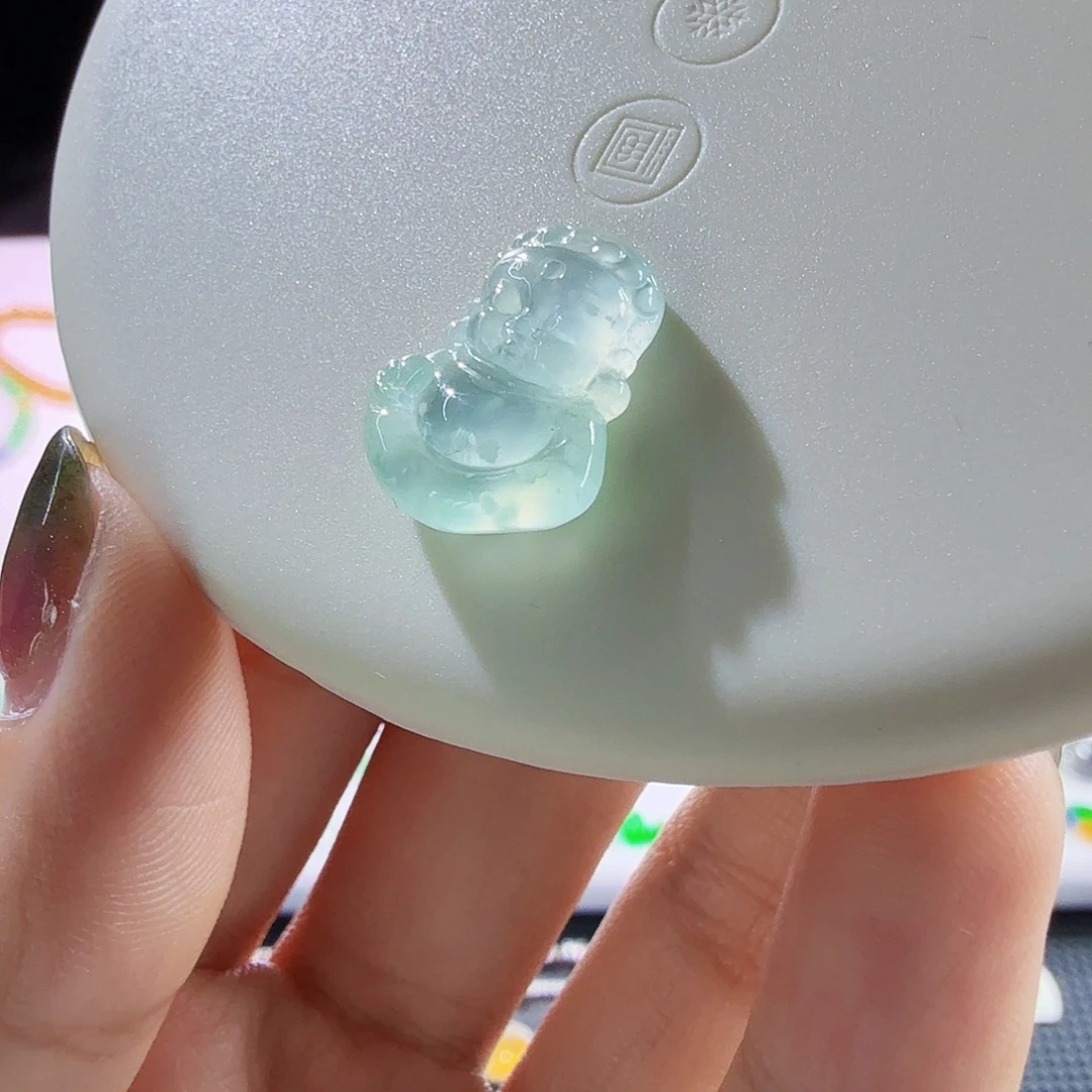 颈饰未镶嵌翡翠阿弥宝宝