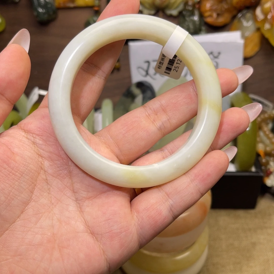 蛇纹石玉未镶嵌天然岫玉 多样性拍一发一