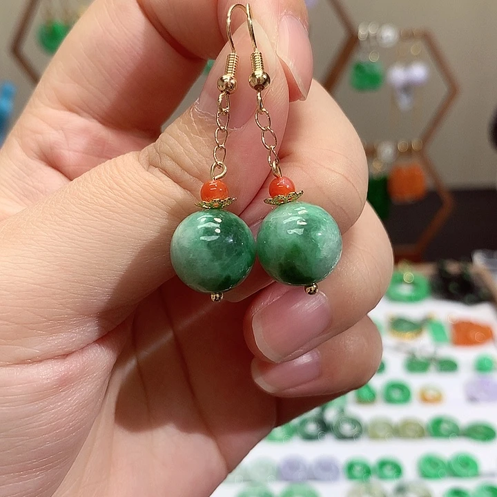 未镶嵌翡翠耳饰天然