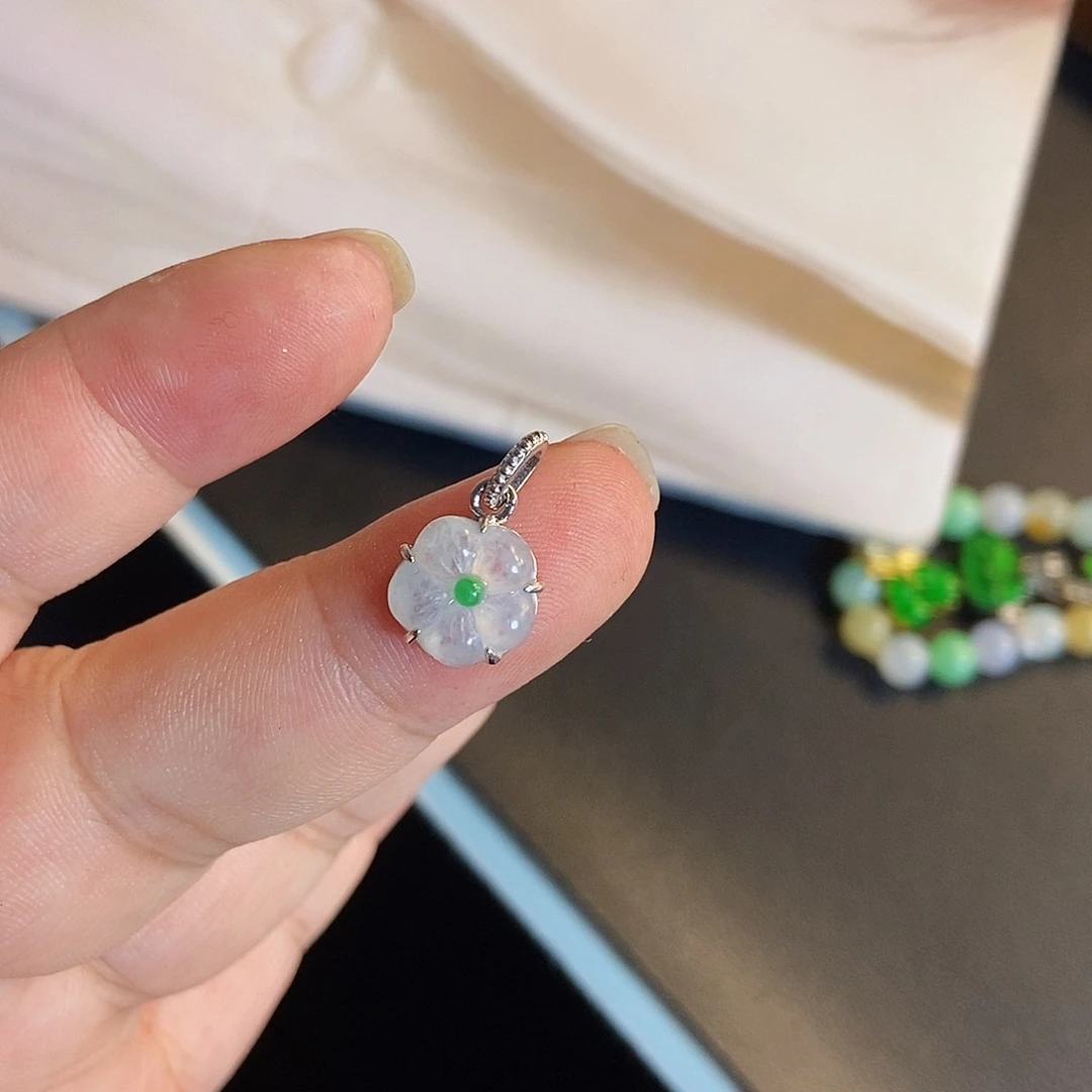 翡翠银S925镶嵌颈饰