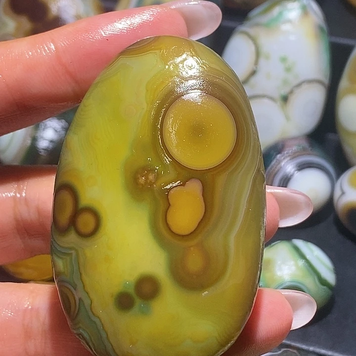 玛瑙/玉髓未镶嵌珠宝奇石50