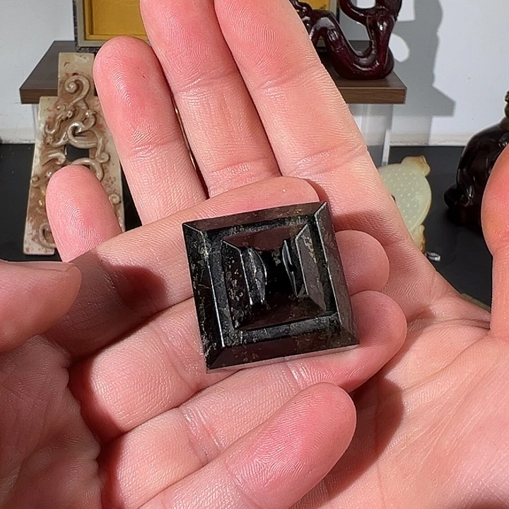 灵***》和田玉（糖玉）未镶嵌挂件