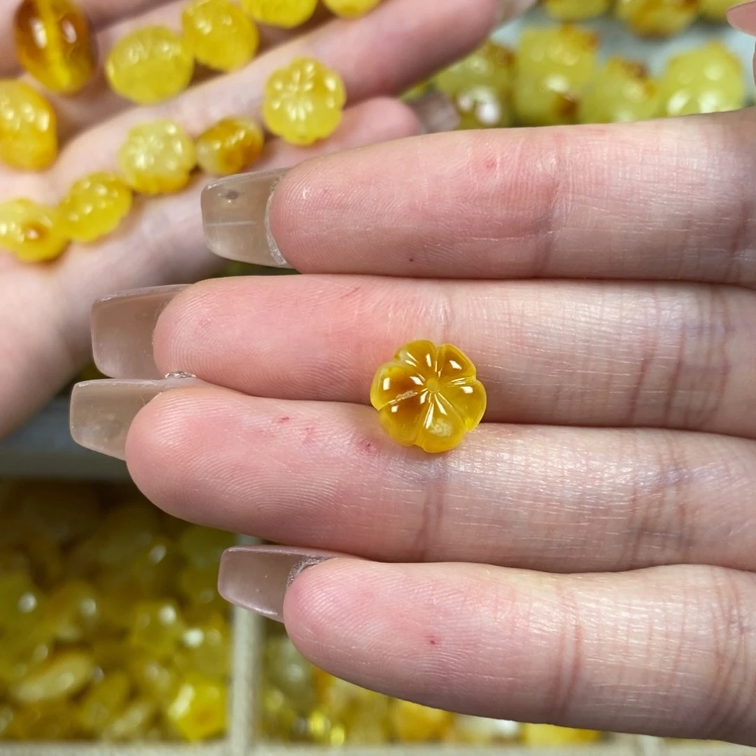 琥珀裸石未镶嵌N**i南瓜